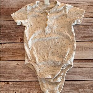 H&M Beige Speckled Baby Bodysuit